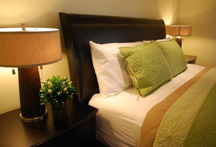 デラックススイート２ベッドルーム, Bella Capri Inn And Suites