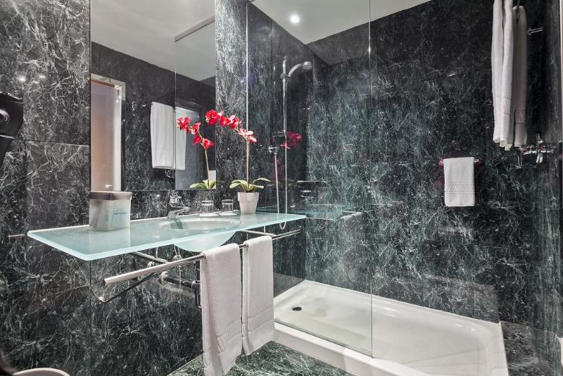 标准间, Clarion Pointe Marshall