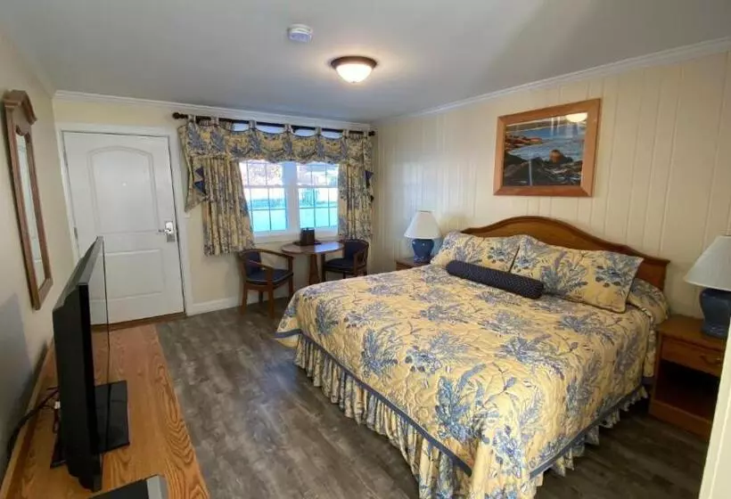キングサイズベッドのスタンダードルーム, Colonial Gables Oceanfront Village