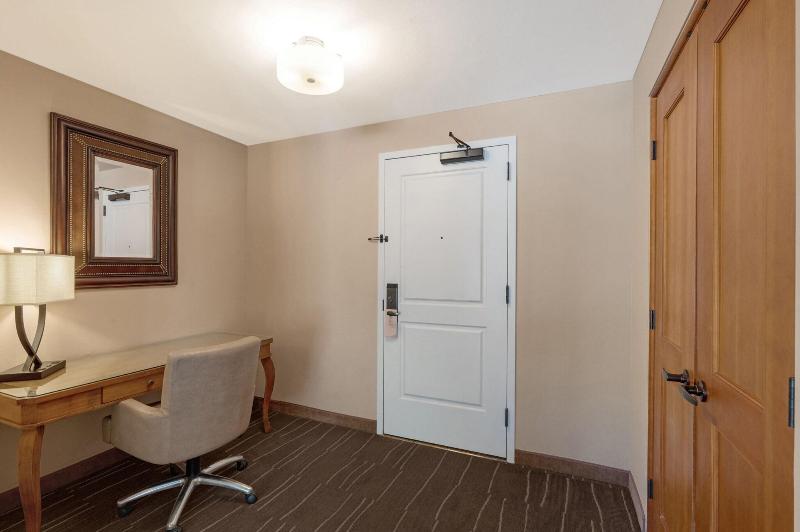 מיטת קינג בסוויטה, Jw Marriott Tucson Starr Pass Resort