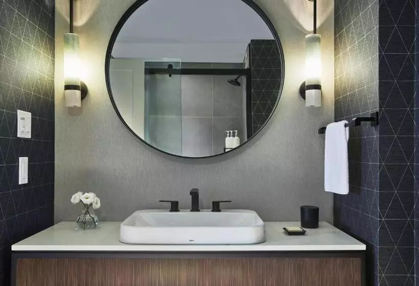 キングサイドベッドのスタンダードワンルーム, Kimpton Marlowe, An Ihg