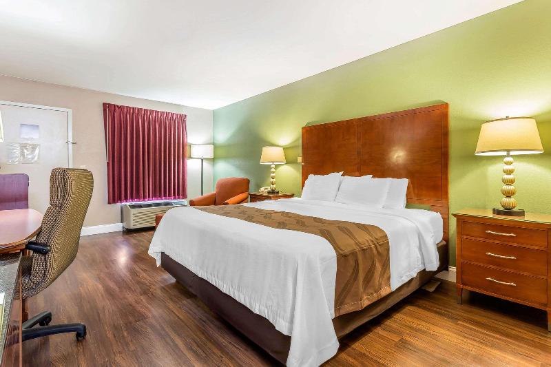 Номер Стандарт Адаптированный для Инвалидов, La Quinta Inn & Suite Kingwood Houston Iah Airport 53200