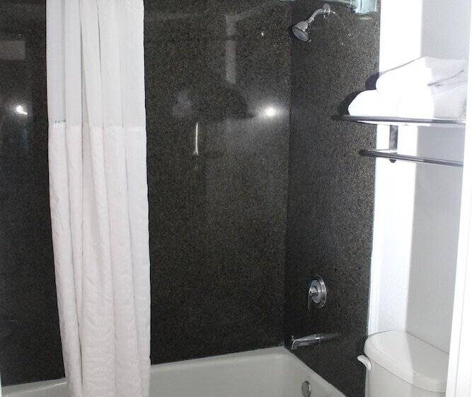 스탠다드 룸 더블 침대 2개, La Quinta By Wyndham Oceanfront Daytona Beach