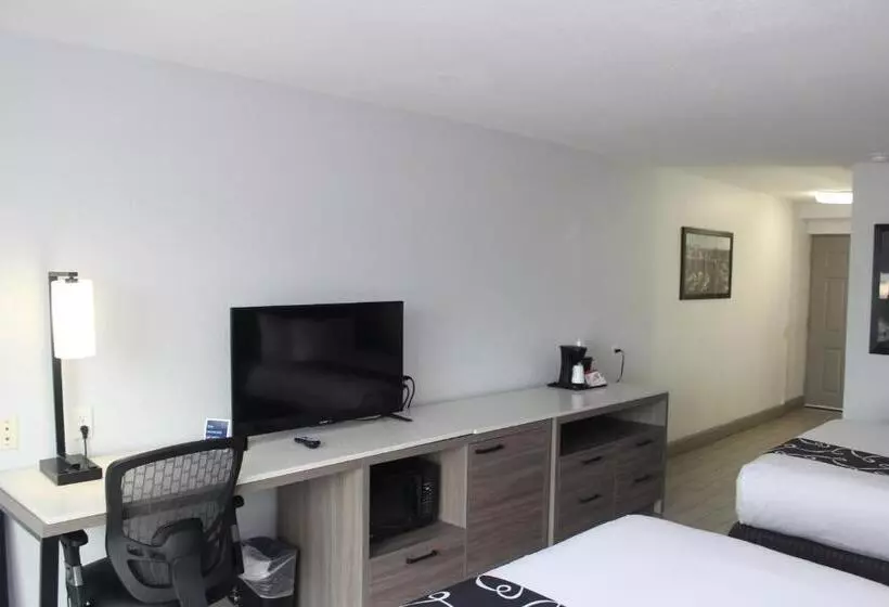オーシャンビュースタンダードルーム, La Quinta By Wyndham Oceanfront Daytona Beach