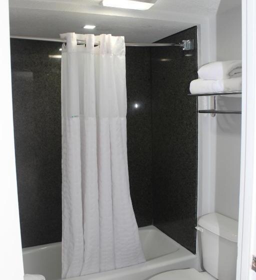 스위트 킹사이즈 침대, La Quinta By Wyndham Oceanfront Daytona Beach
