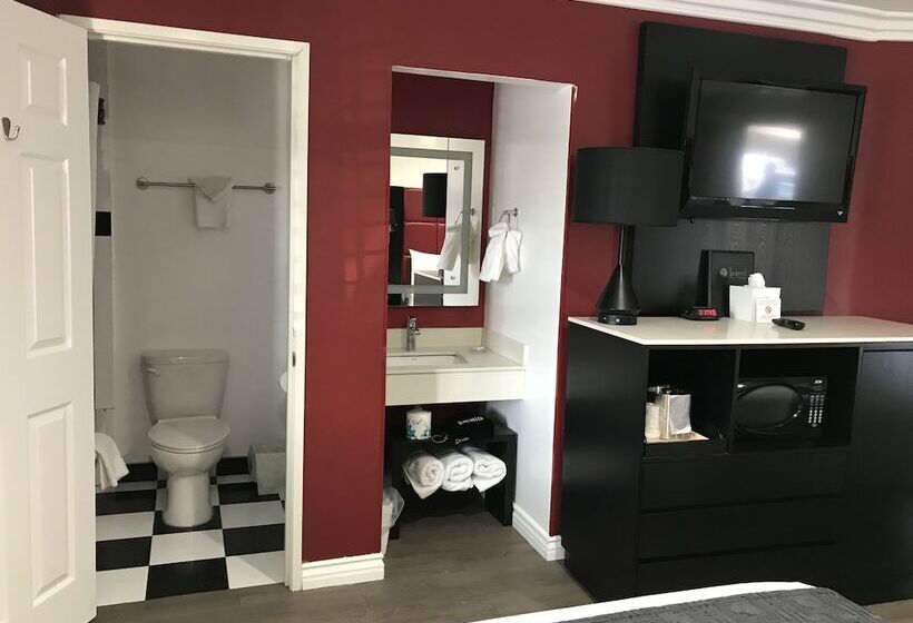 غرفه قياسيه سريرين مزدوجين, Legend Hotel Hollywood