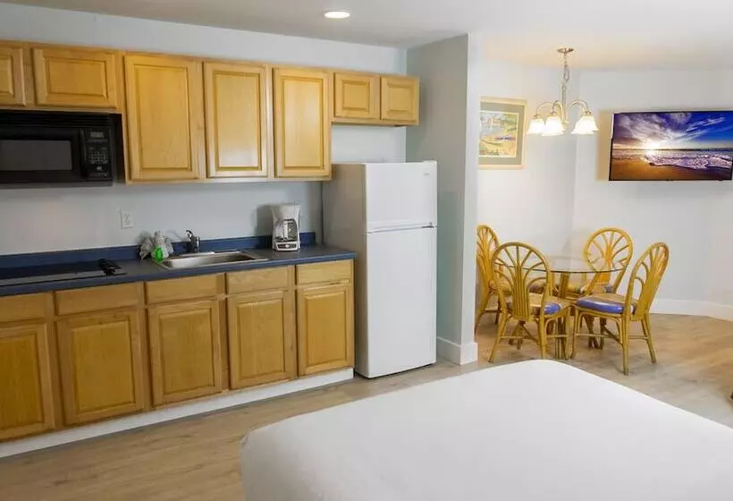 デラックススタジオ, The Lighthouse Resort Inn & Suites