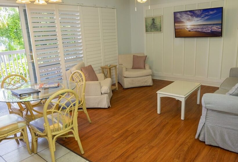 디럭스 스위트, The Lighthouse Resort Inn & Suites
