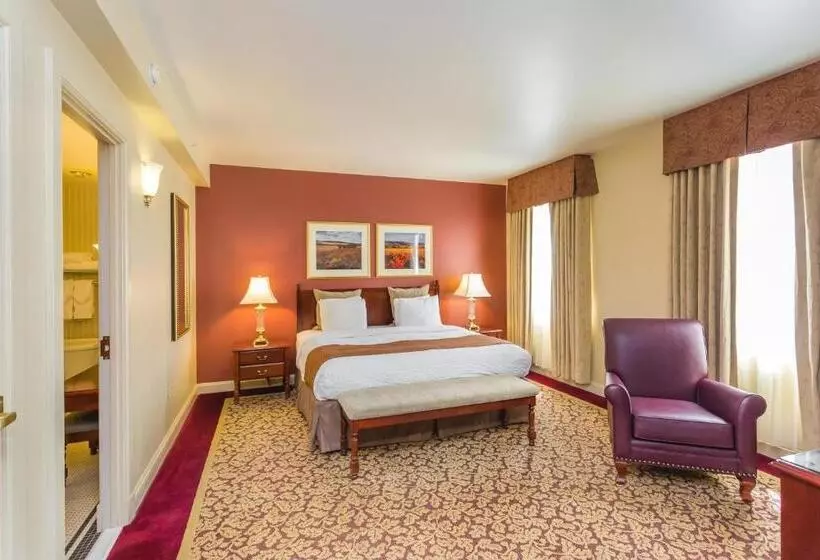 سوییت لوکس, Marcus Whitman Hotel And Conference Center
