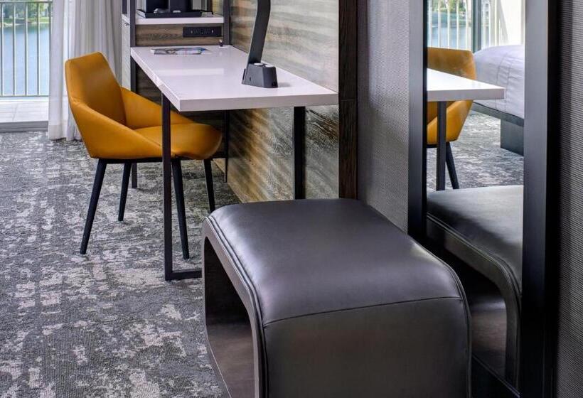 חדר סטנדרט עם מיטת קינג, Marriott Indianapolis North