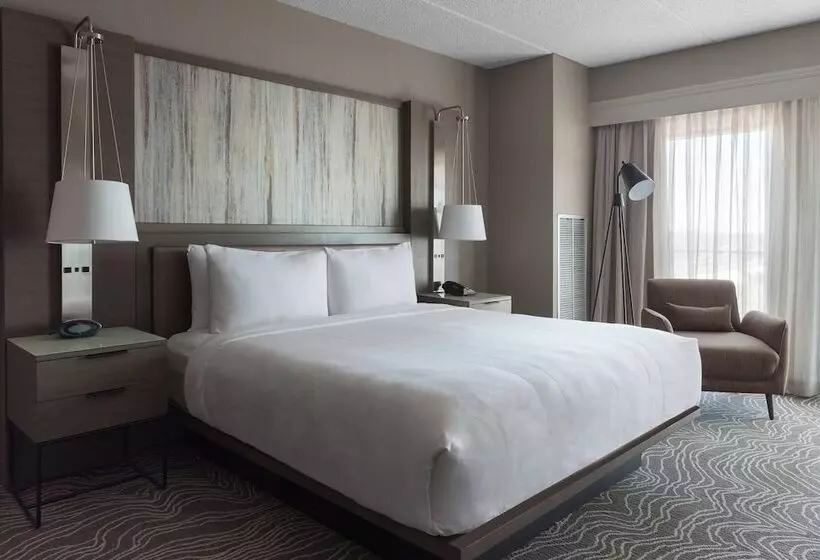 ダブルベッドスタンダードルーム, Marriott Savannah Riverfront
