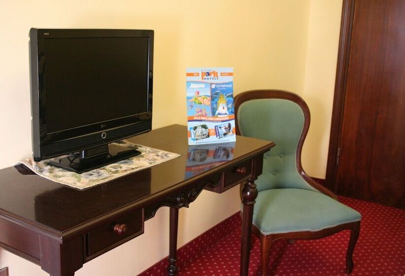 غرفة قياسية فردية, Milano Helvetia