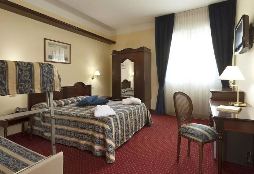 اتاق سوپریور چهار تخته, Milano Helvetia
