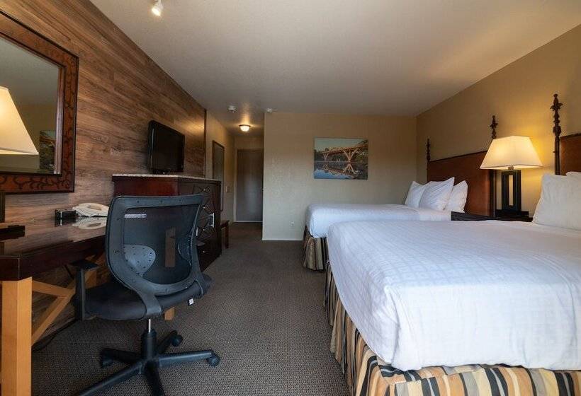 חדר סטנדרט שתי מיטות זוגיות, Riverside Inn