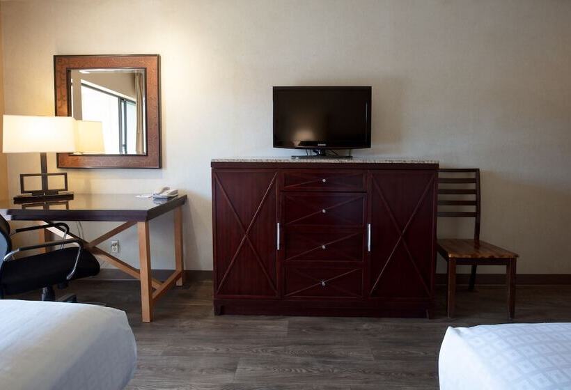 חדר סטנדרט שתי מיטות זוגיות, Riverside Inn