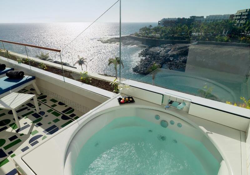 חדר פרמיום, Riverside Inn