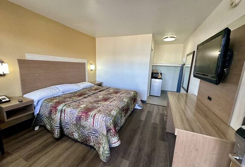 Номер Стандарт 2 Двуспальные Кровати, Royal Inn And Suites Charlotte Airport