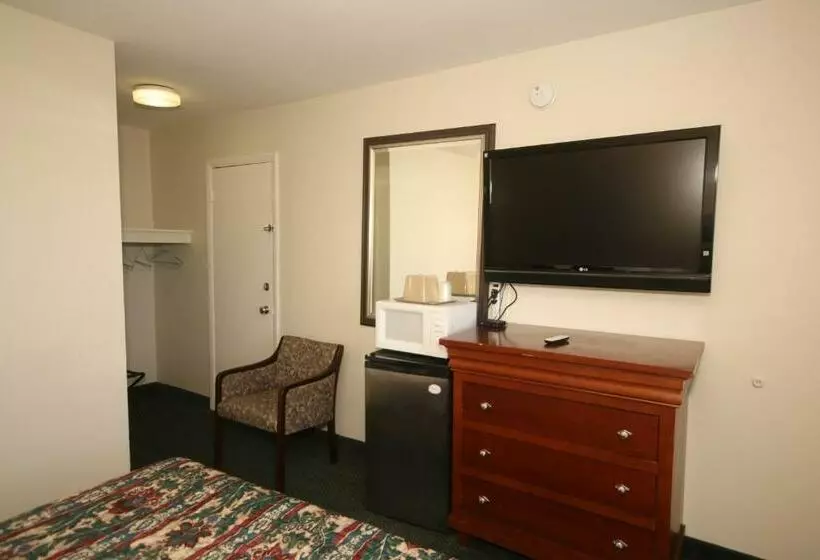 Standard-huone, Royal Inn And Suites Charlotte Airport