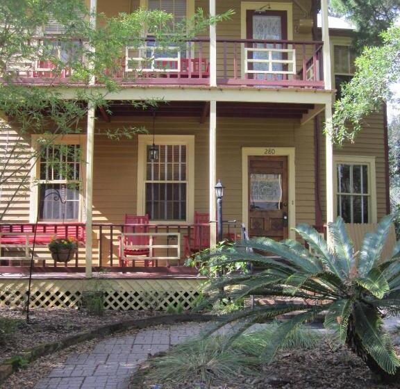 جناح بريميوم, St. Francis Inn   Saint Augustine