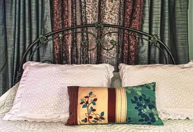 キングサイズベッドのスタンダードルーム, St. Francis Inn   Saint Augustine