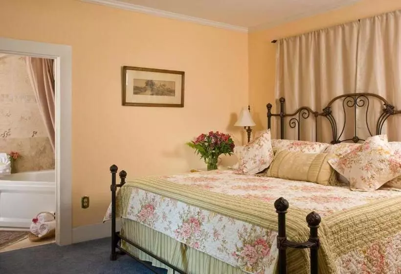 キングサイズベッドのスイートルーム, St. Francis Inn   Saint Augustine