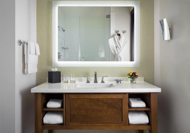 Номер Премиум, Ambrose