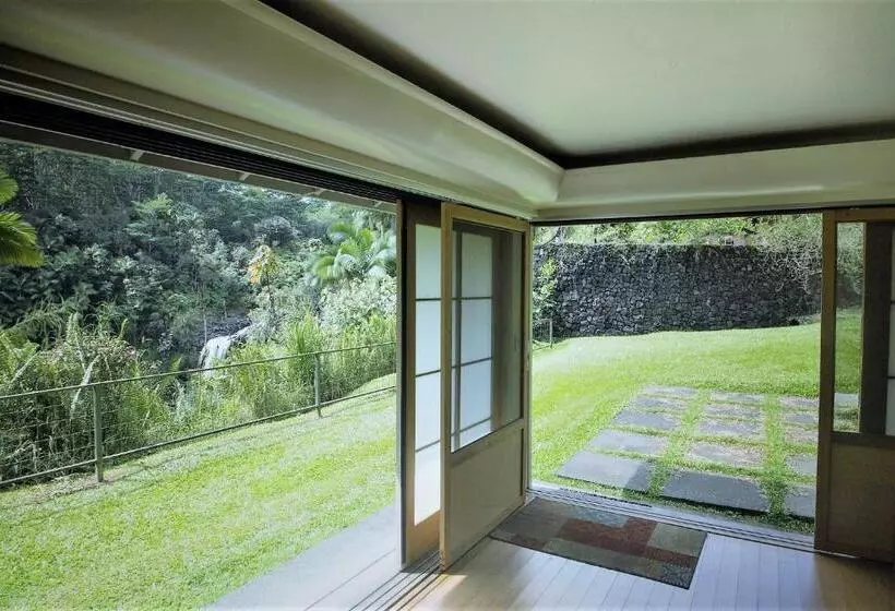 シングルデラックスルーム, The Inn At Kulaniapia Falls