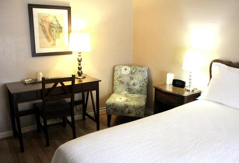 غرفة قياسية, The Inn On Third