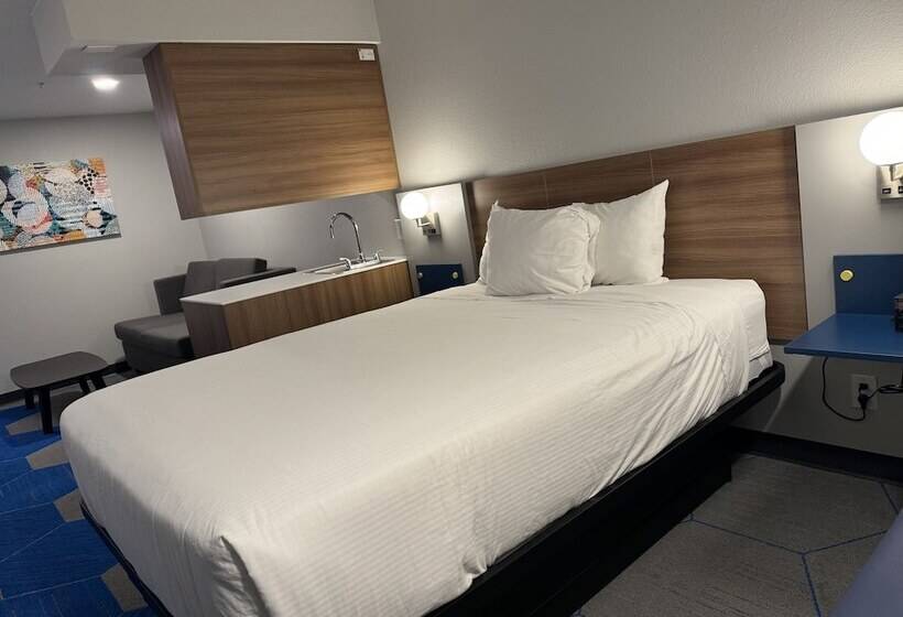 スイート, Microtel Inn And Suites Independence