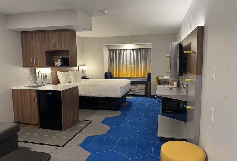 스위트, Microtel Inn And Suites Independence