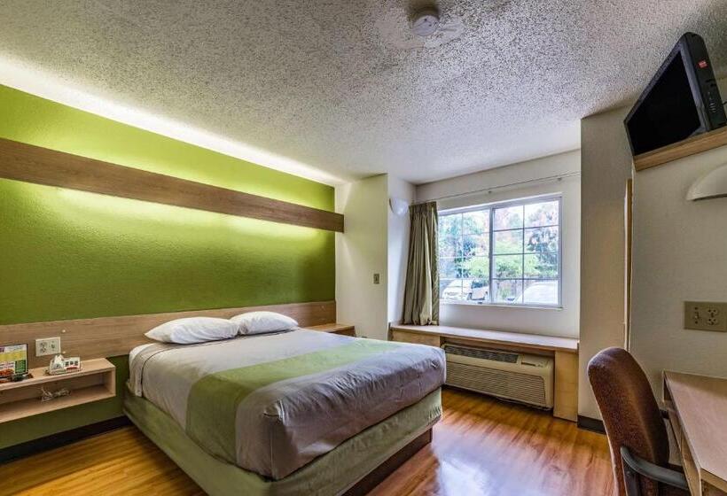 Номер Стандарт, Motel 6 Charlotte, Nc   University