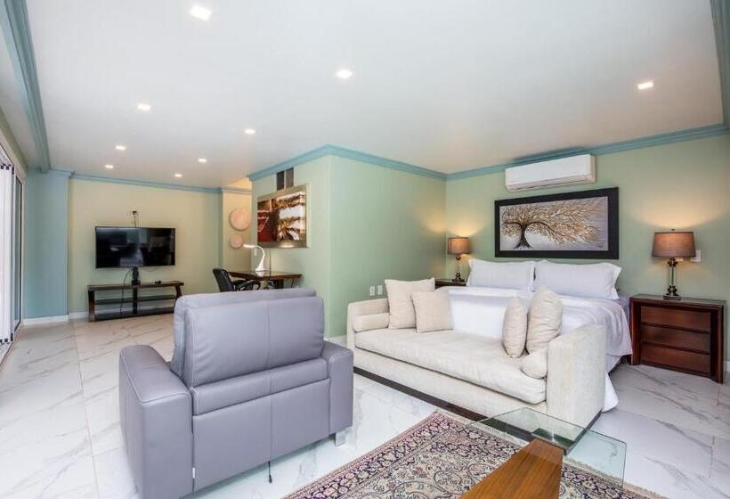 סוויטה עם ג'קוזי, South Shore Villa Armonia Luxury Boutique