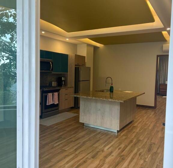 חדר משפחתי, South Shore Villa Armonia Luxury Boutique