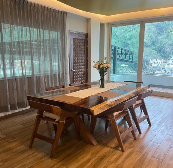 Perhehuone, South Shore Villa Armonia Luxury Boutique