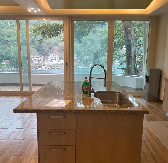 חדר משפחתי, South Shore Villa Armonia Luxury Boutique