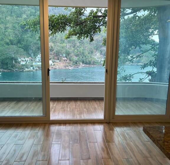 חדר משפחתי, South Shore Villa Armonia Luxury Boutique