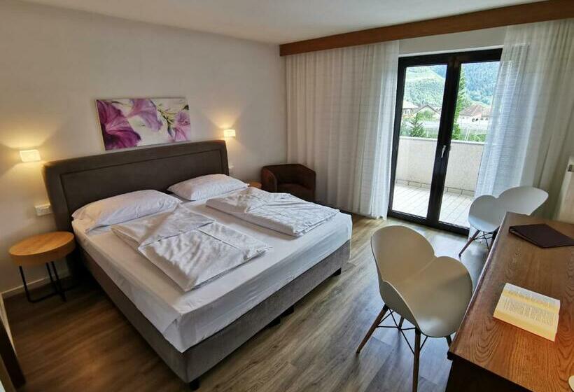 标准间带山景, Garni Weghueb