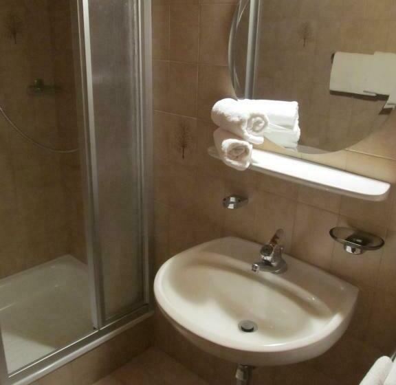 标准间带山景, Garni Weghueb