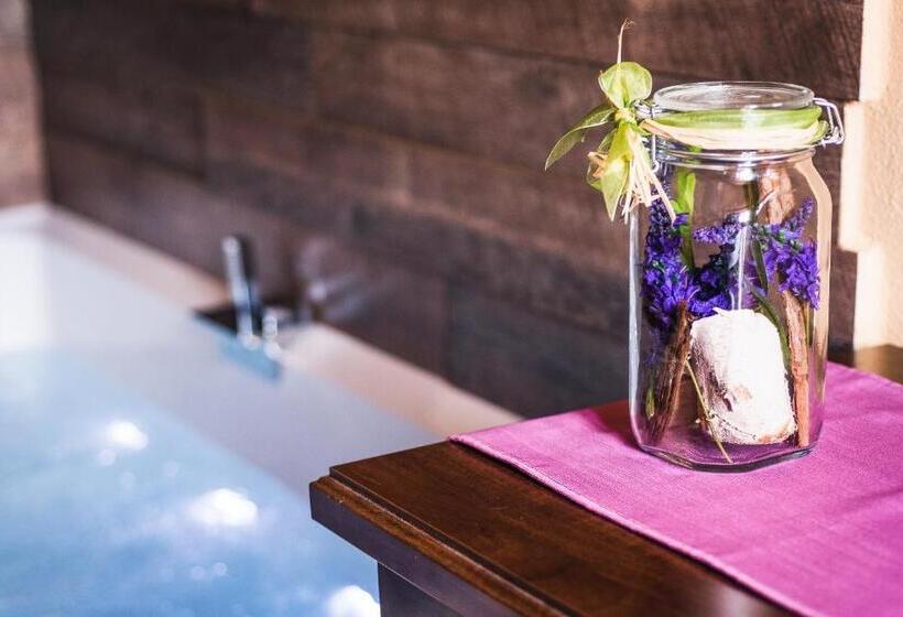 标准间带漩涡浴缸, Agriturismo Casale San Lorenzo