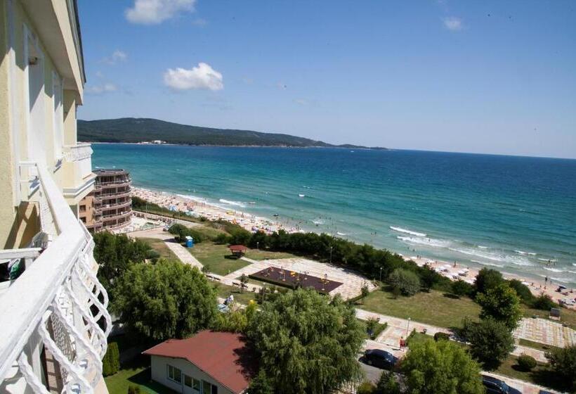 חדר משפחתי, Perla Beach Club   All Inclusive