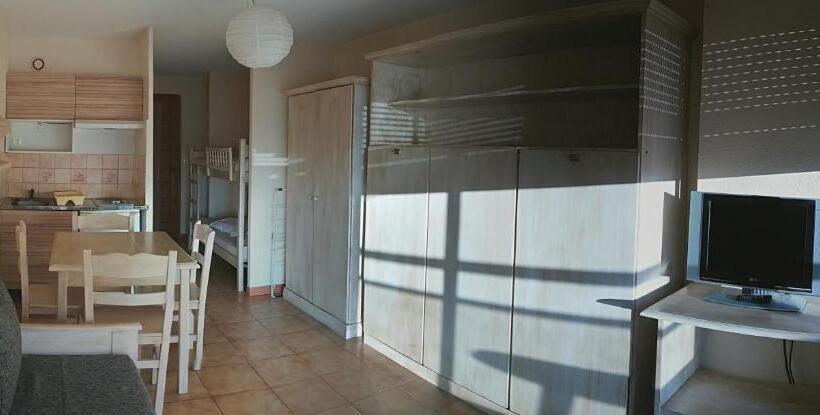 Студио Стандарт с Балконом, Résidence Maricel