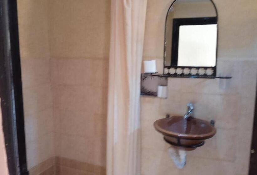 Economy Quadruple Room, Dar Es Salam
