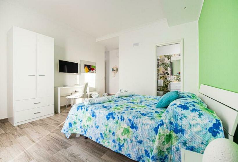 غرفة عائلية, L' Arcobaleno B&b