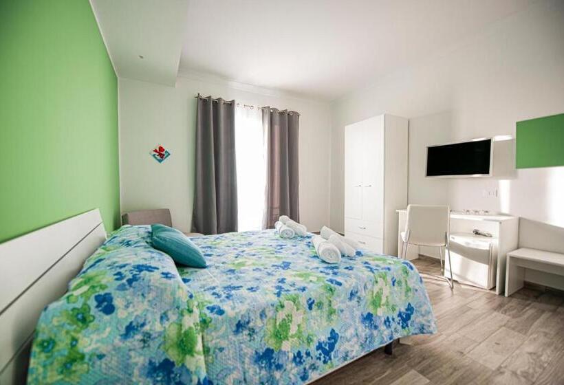 غرفة قياسية, L' Arcobaleno B&b