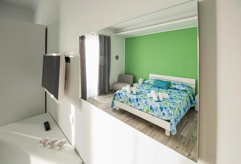 غرفة قياسية, L' Arcobaleno B&b