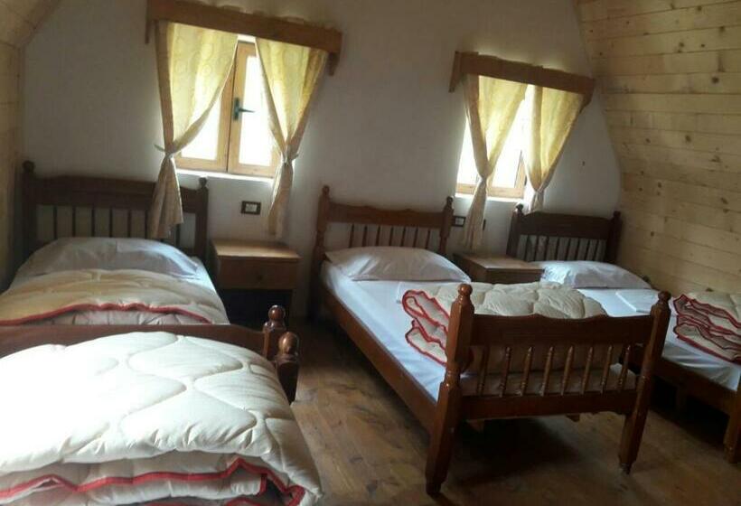 디럭스 4인 룸, Bujtina Berishta Theth