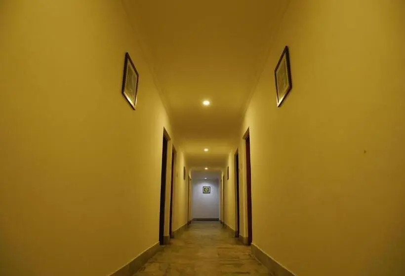 スタンダードトリプルルーム, Kairali Tourist Home
