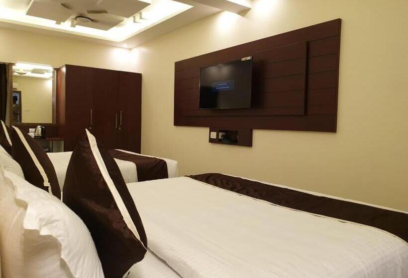 四人豪华间, Al Noor Palace Business Class