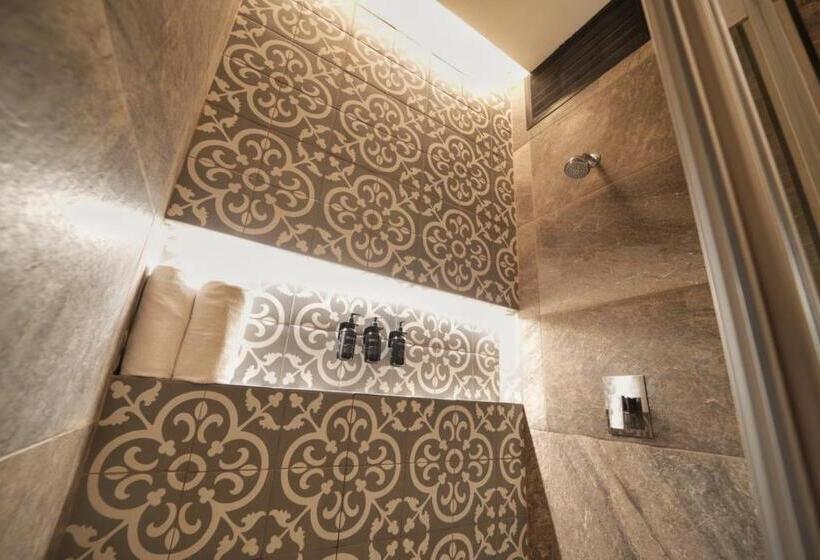 スイート, Ontico Urban Design