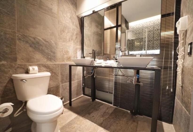 수피리어 스위트, Ontico Urban Design